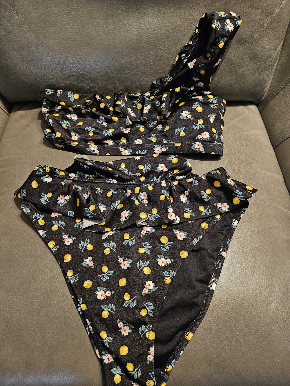 Victoria's Secret Swim - Black Lemon Floral Shoulder Ruffle (L)